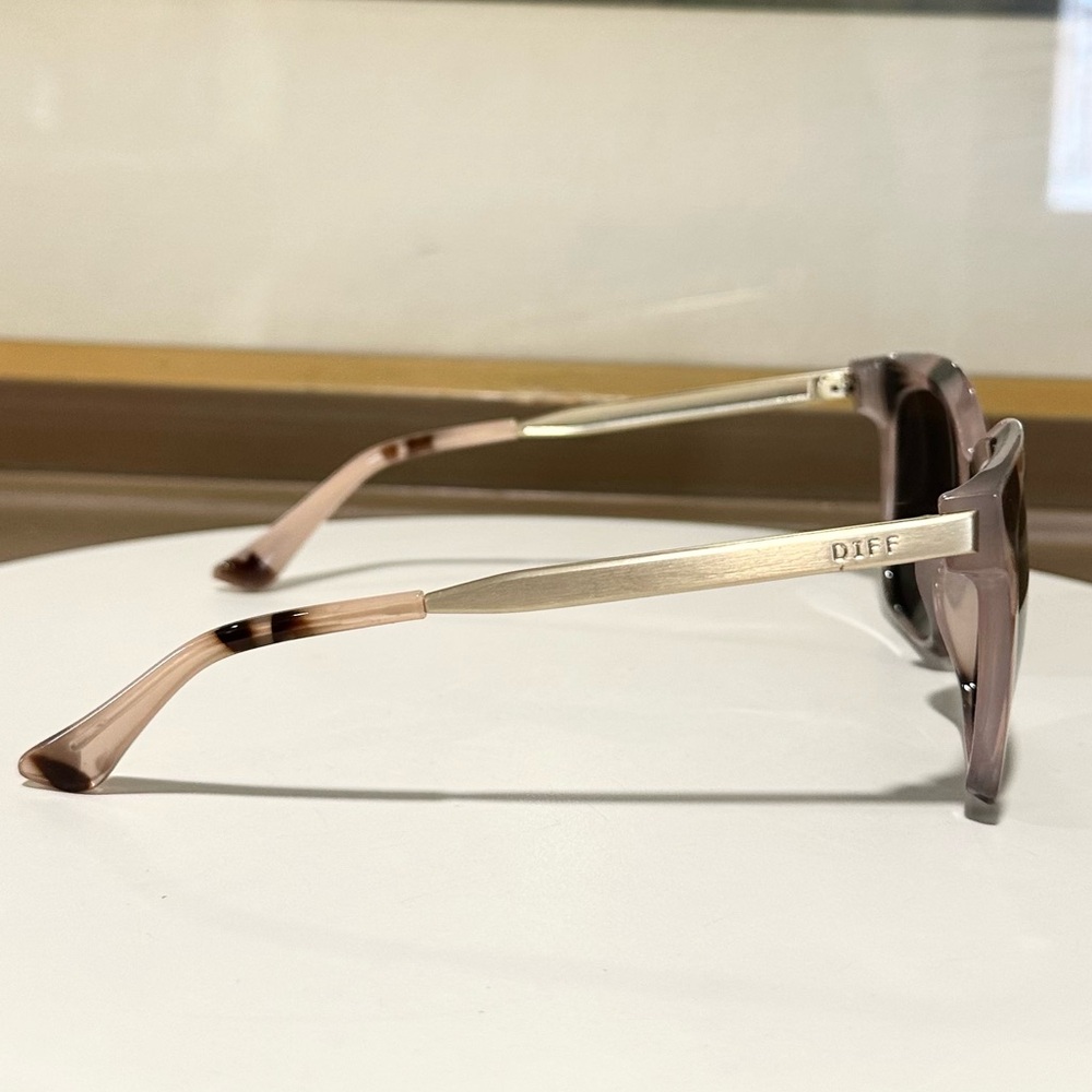 Diff Eyewearhailey Square Sunglasses - image 6